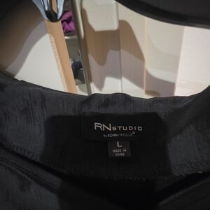 Ronni Nicole Elegant Black Top